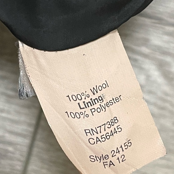 J Crew Dress Emmaleigh Wool Sheath Black sleeveless Pockets Classic size 2. - Picture 8 of 9